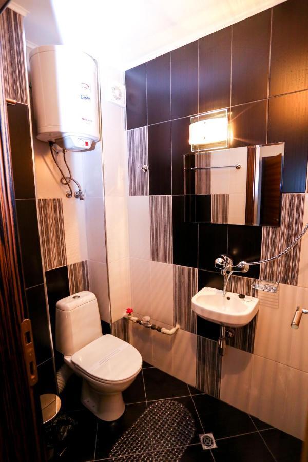 Студия И Стаи За Гости -Жк Пентагон Kŭrdzhali Esterno foto